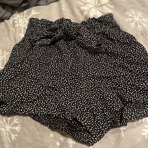 Hollister bow shorts
